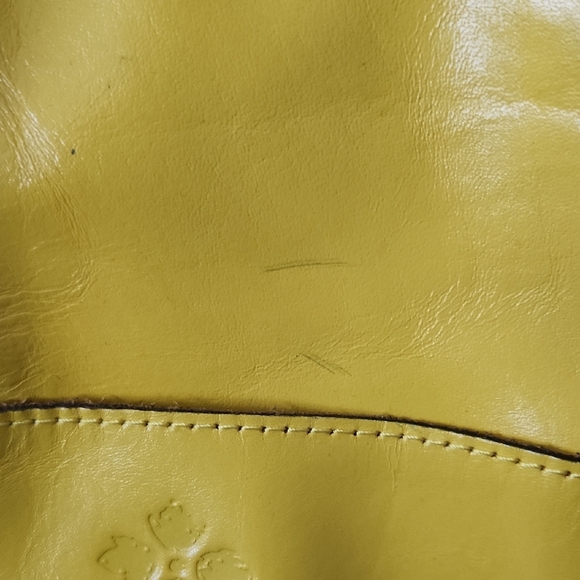 PATRICIA NASH Giorgia Yellow Leather Drawstring Crossbody Bucket Bag New FLAWED - Picture 5 of 15